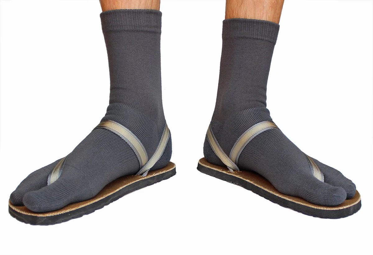 Wool Tabi Socks - Image 16
